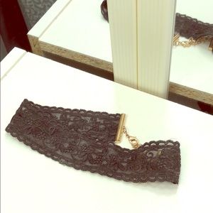 Choker Necklace